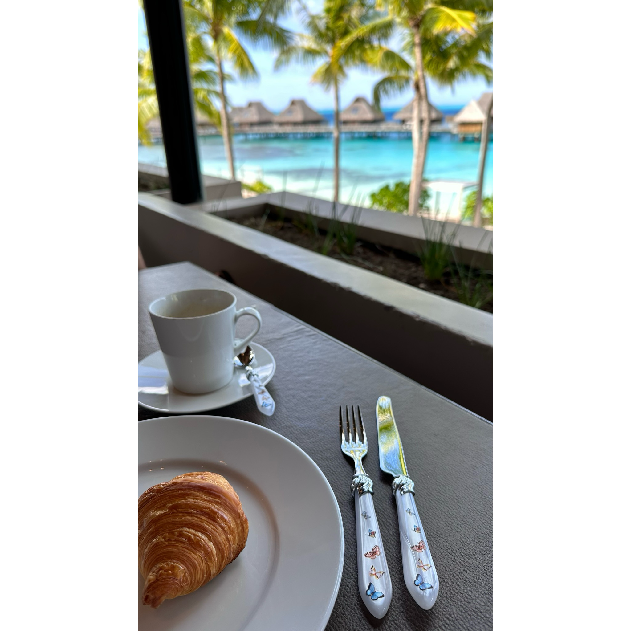 Melodia Butterflies Bread Knife white