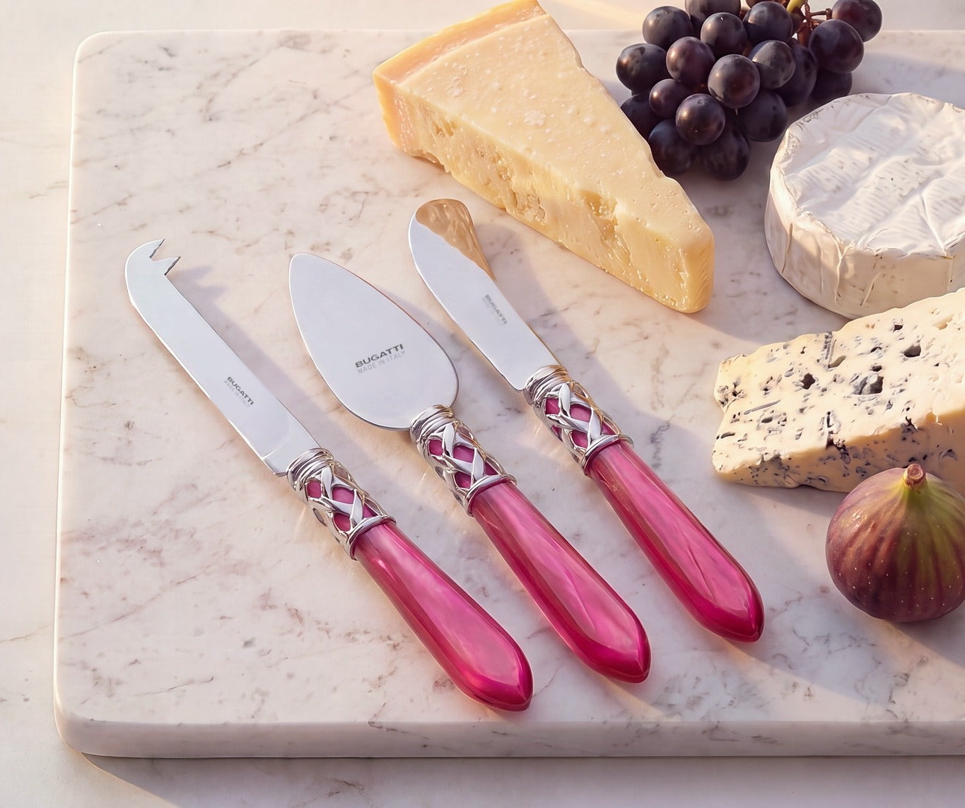 Aladdin Brilliant 3 piece cheese knife set, Raspberry — Casa Bugatti