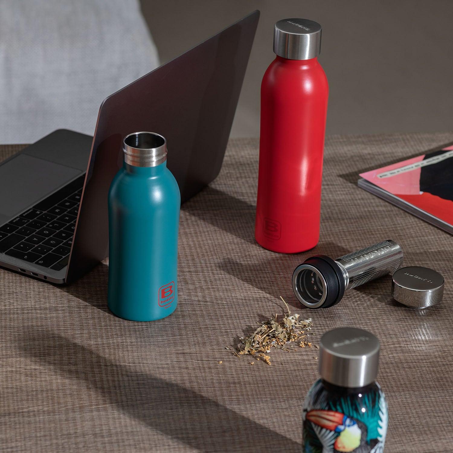 B Bottle Twin 500 ml / 16.9 fl. oz. Red-Casa Bugatti USA