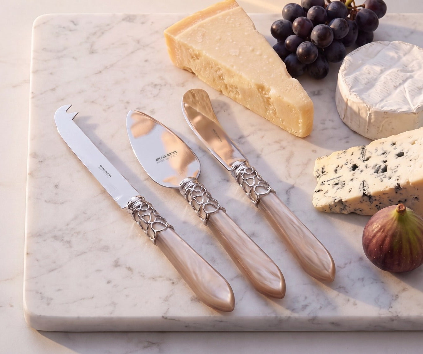 Melodia Brilliant 3 piece cheese knife set, Taupe — Casa Bugatti