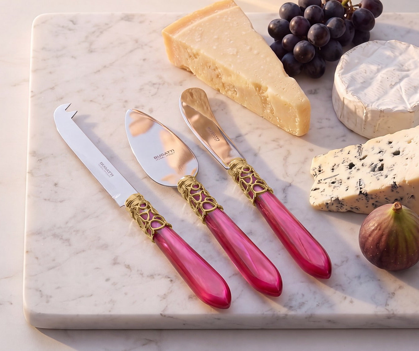 Melodia Gold 3 piece cheese knife set, Raspberry — Casa Bugatti