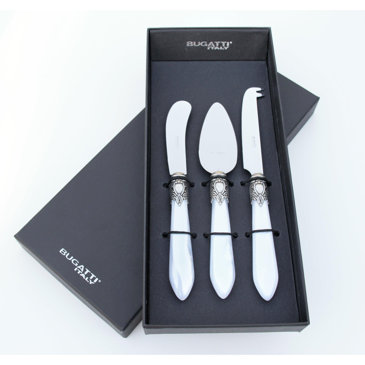 Oxford Antique 3 Piece Cheese Knife Set - White-Casa Bugatti USA