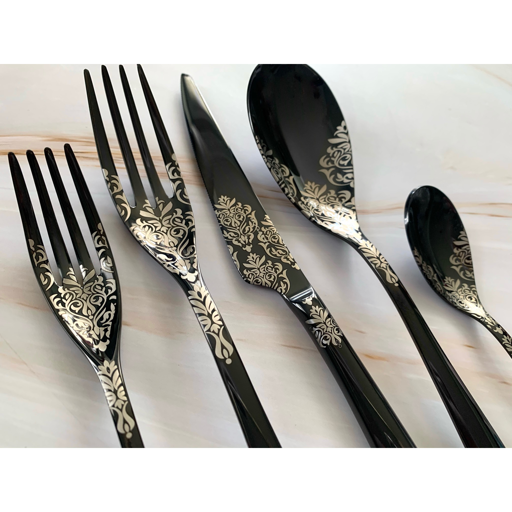 Riviera Devore Black 5 Piece Place Setting-Casa Bugatti USA