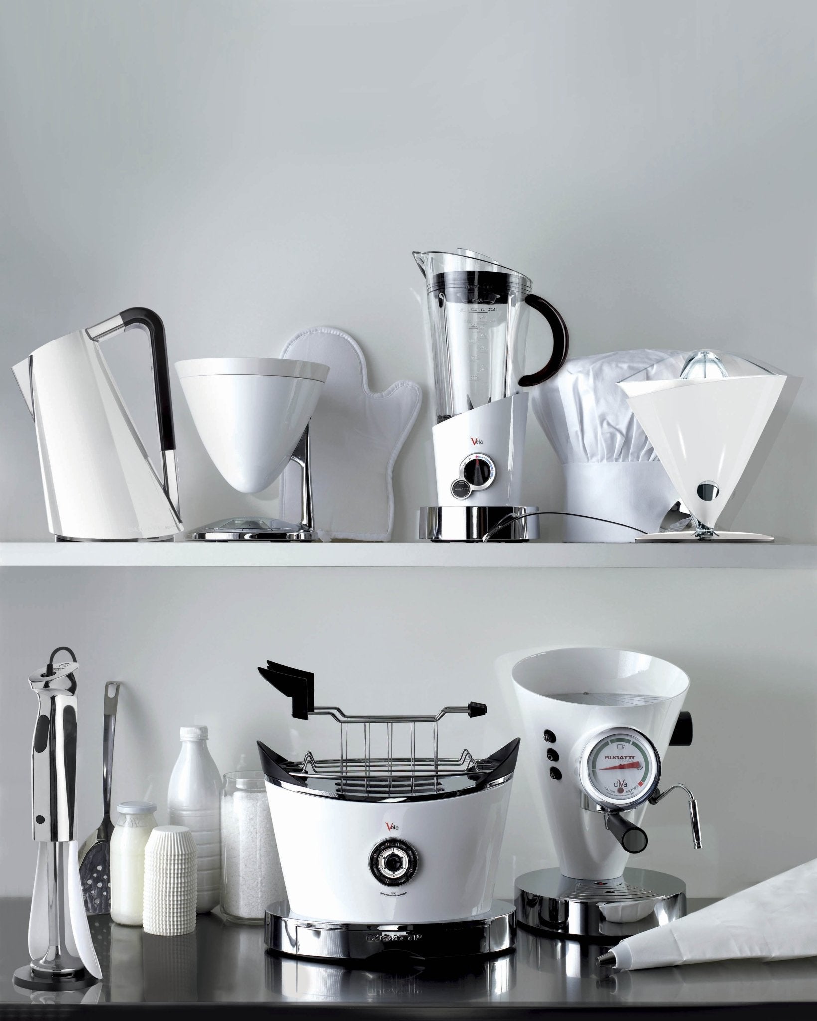 Uma Scale white-Casa Bugatti USA