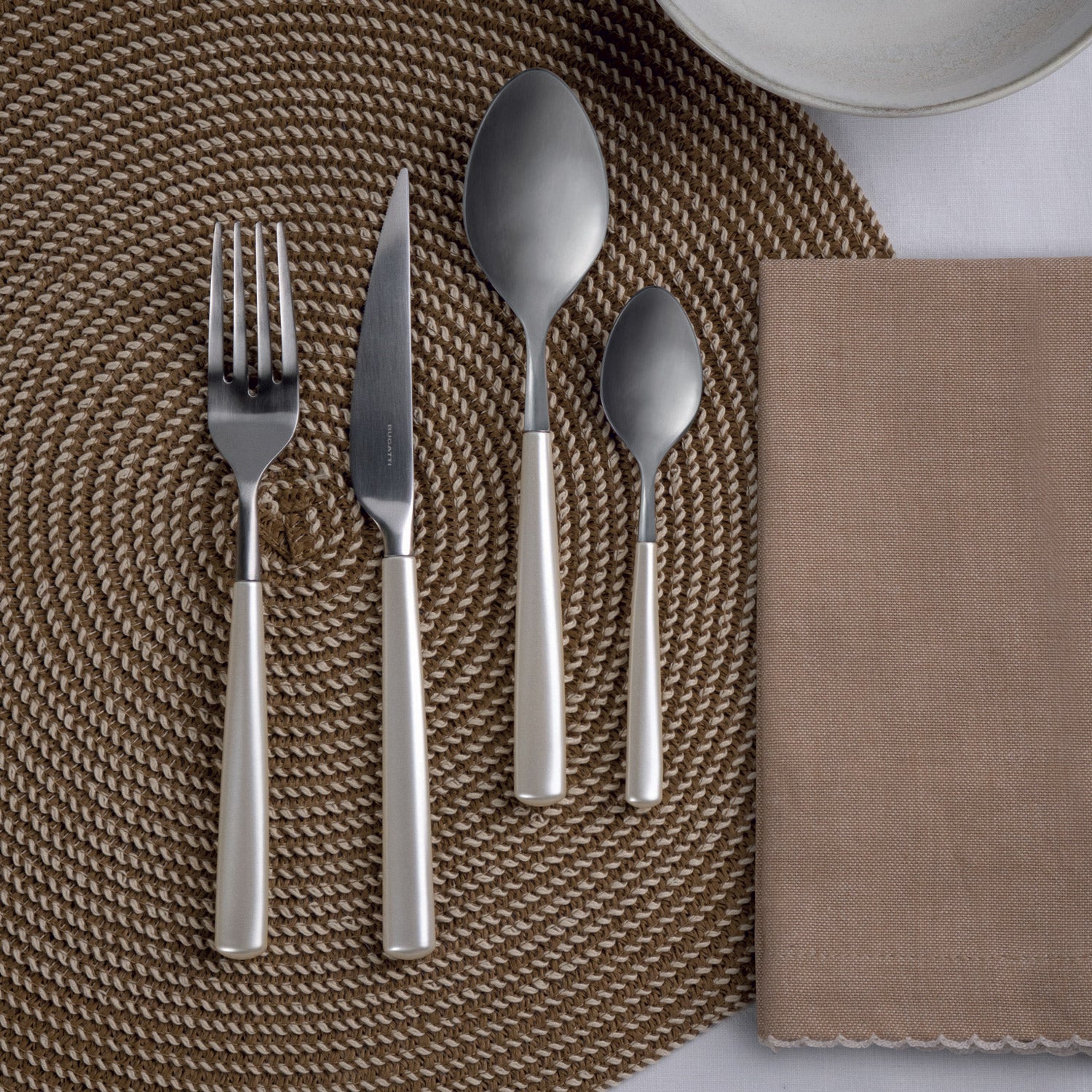 Athena 5 piece place setting - Ivory Pearl