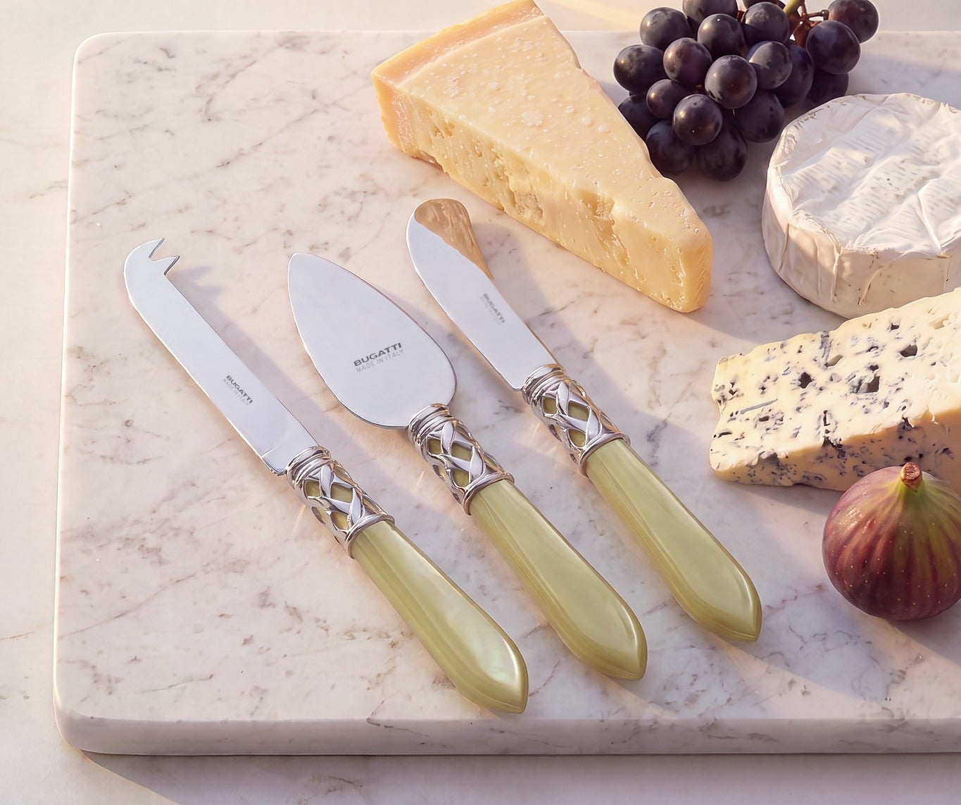 Aladdin Brilliant 3 piece cheese knife set, Chartreuse Green — Casa Bugatti