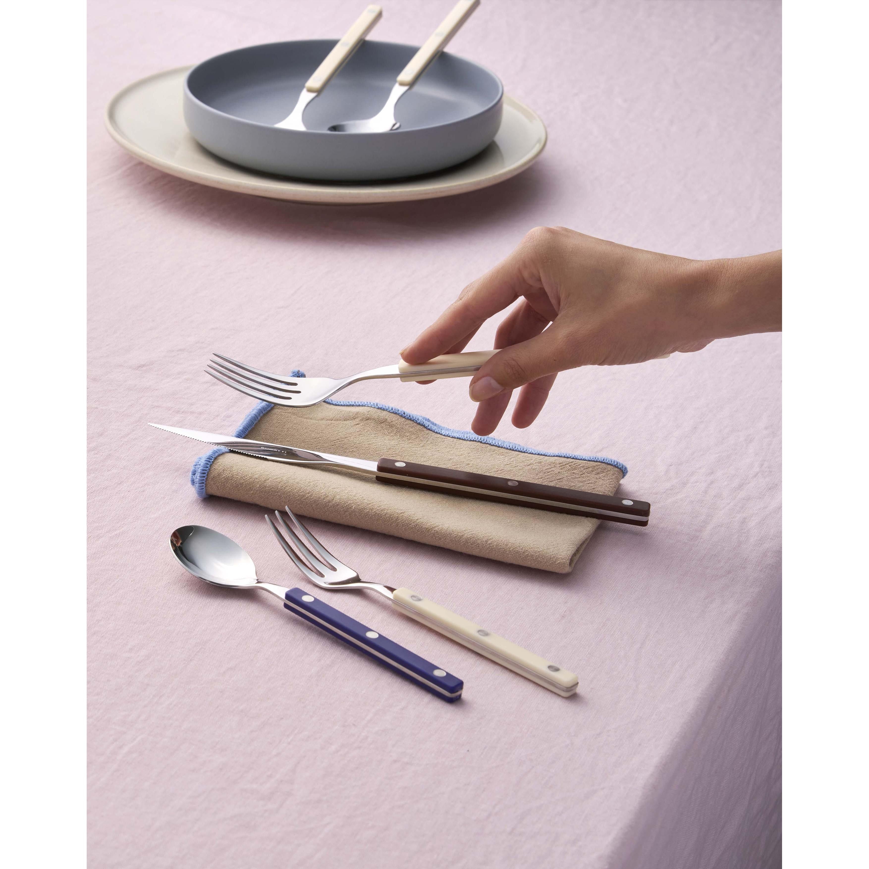 Allegra 5 Piece Place Setting - Ivory