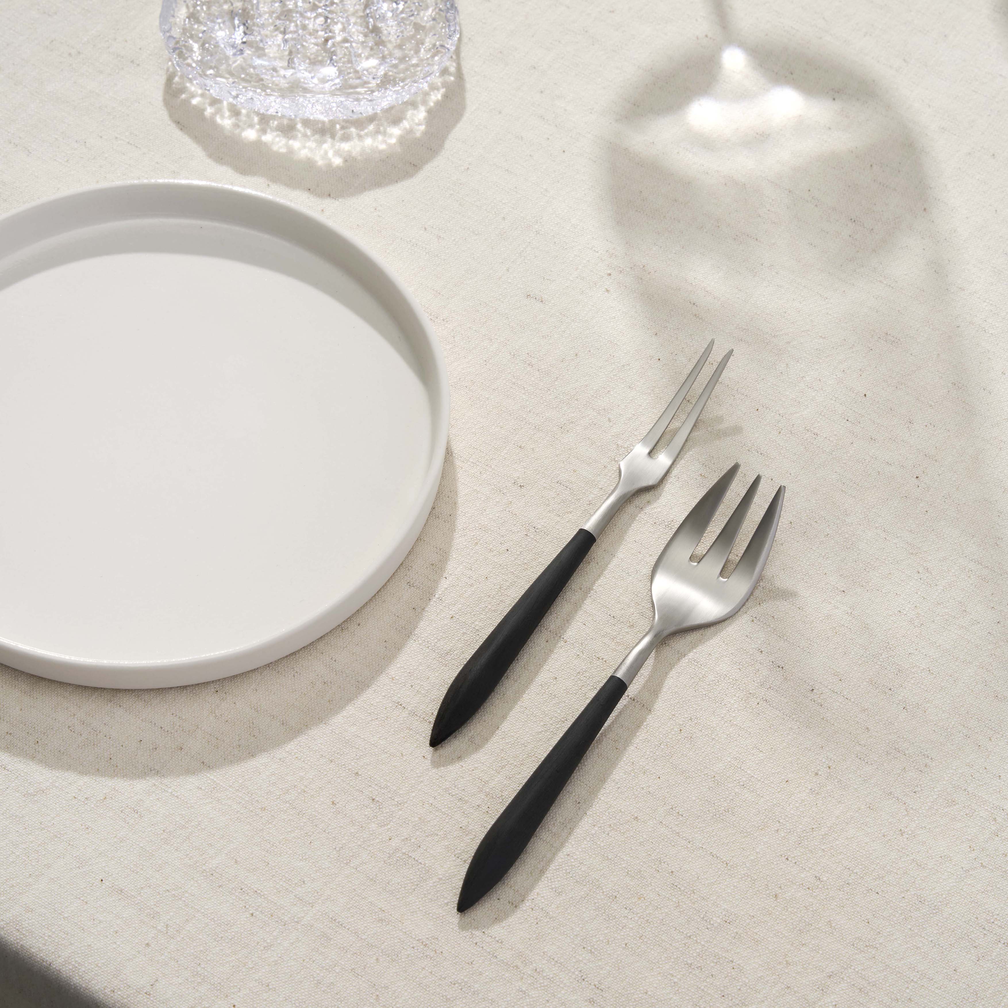 Ares Brushed Oyster Fork Set, Black — Casa Bugatti