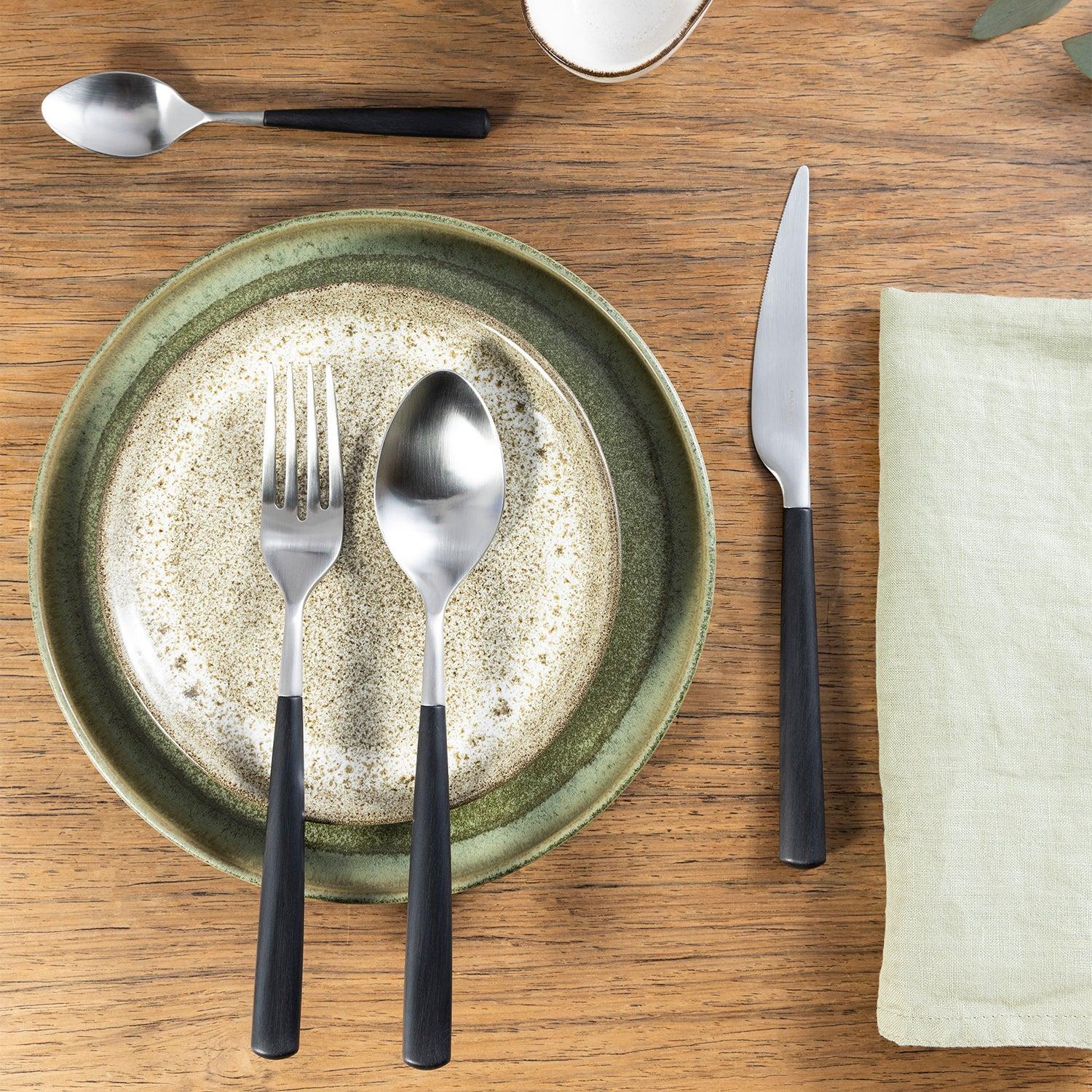 Athena 5 piece place setting - black matte