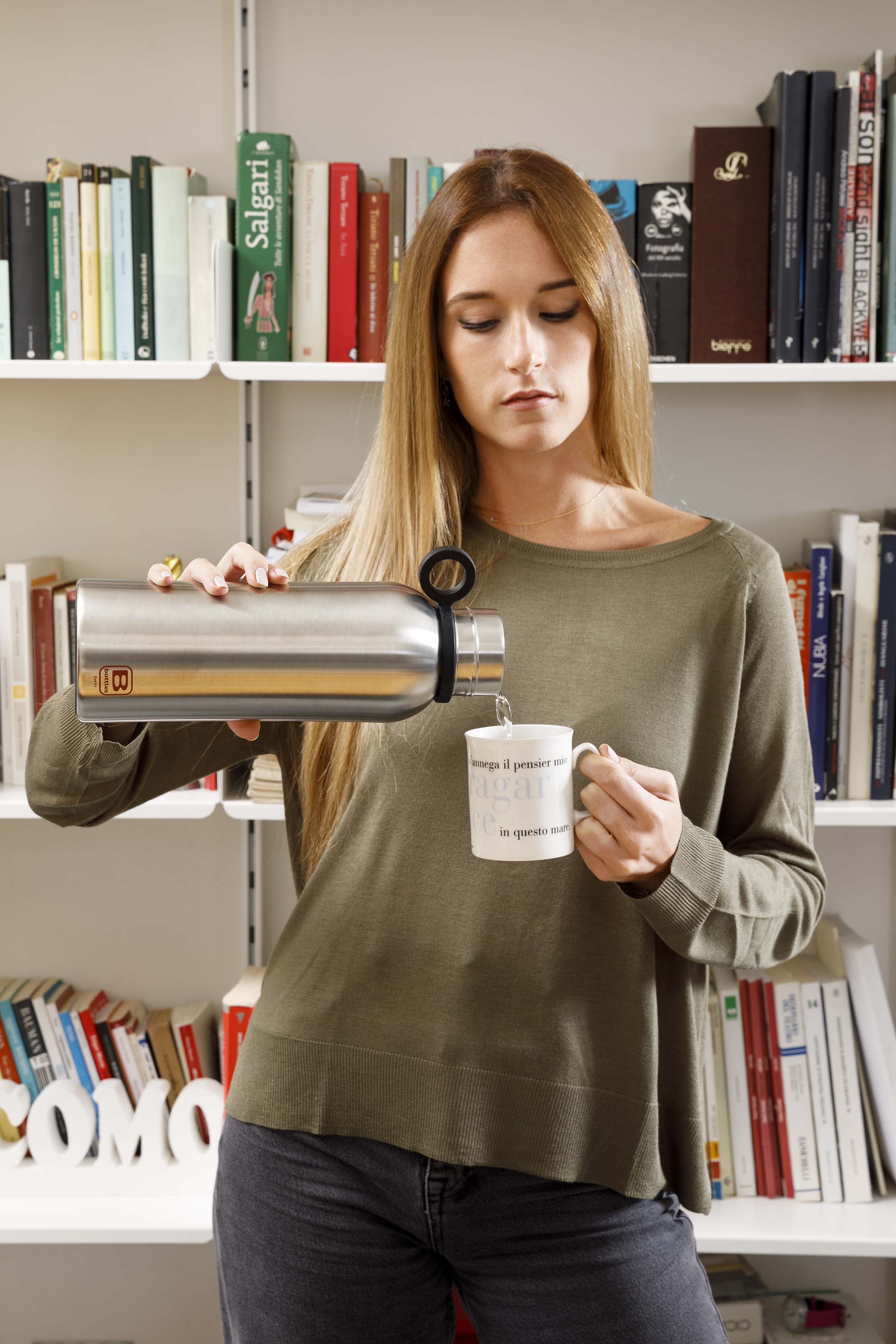 B Bottle  Twin 1.5 L / 50.7 fl. oz.  Steel Brushed-Casa Bugatti USA