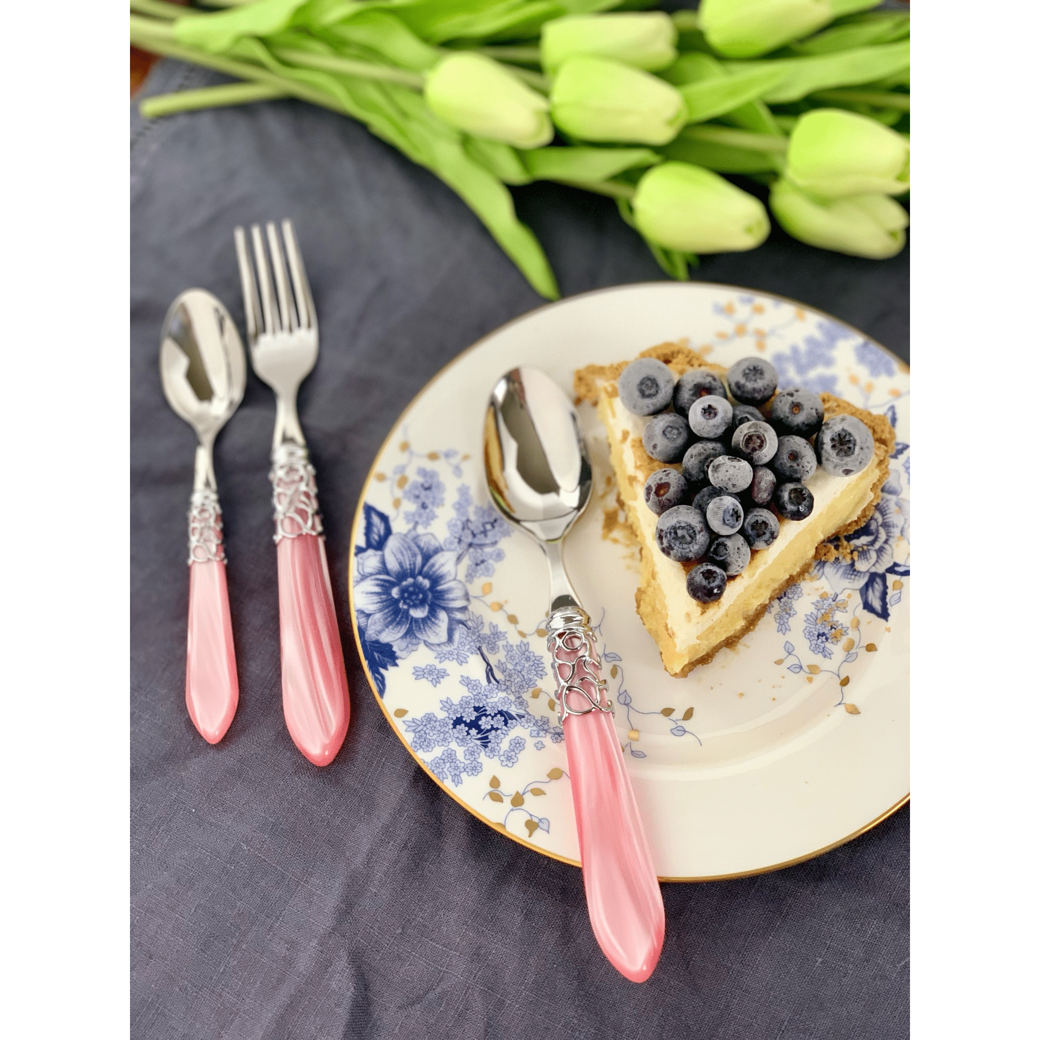 Falabella 2 Piece Serving Set Pink Barbie-Casa Bugatti USA