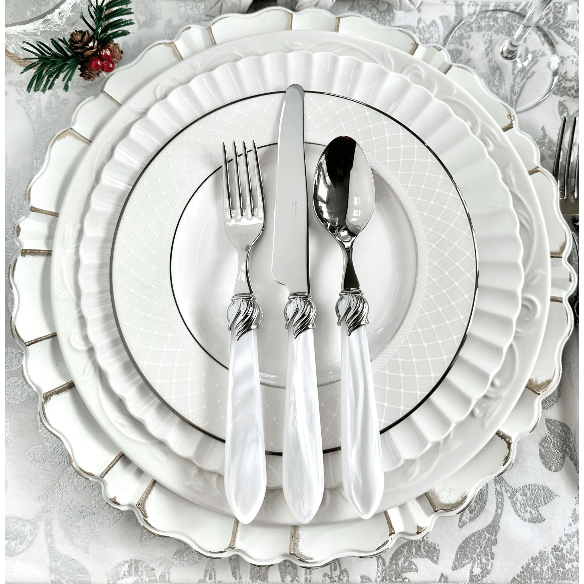 Falabella 5 Piece Place Setting - WHITE-Casa Bugatti USA