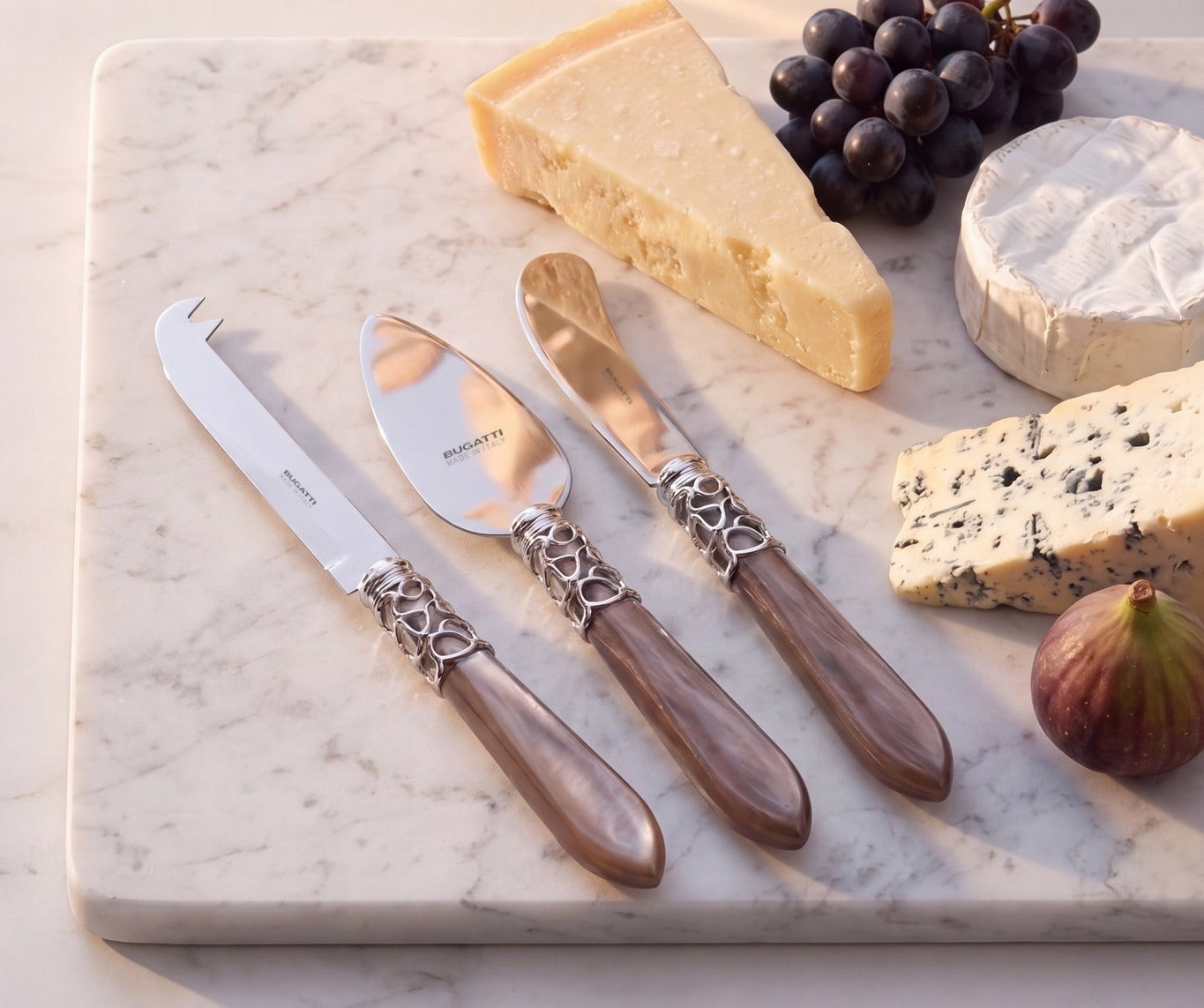 Melodia Brilliant 3 piece cheese knife set, Chocolate — Casa Bugatti