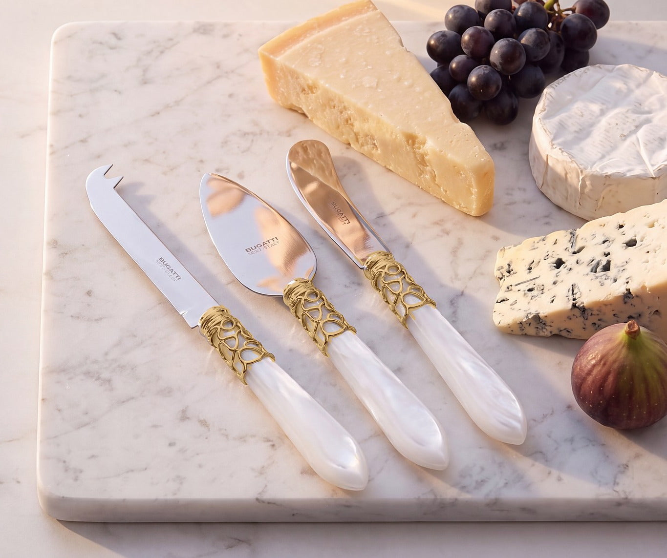 Melodia Gold 3 piece cheese knife set, White — Casa Bugatti