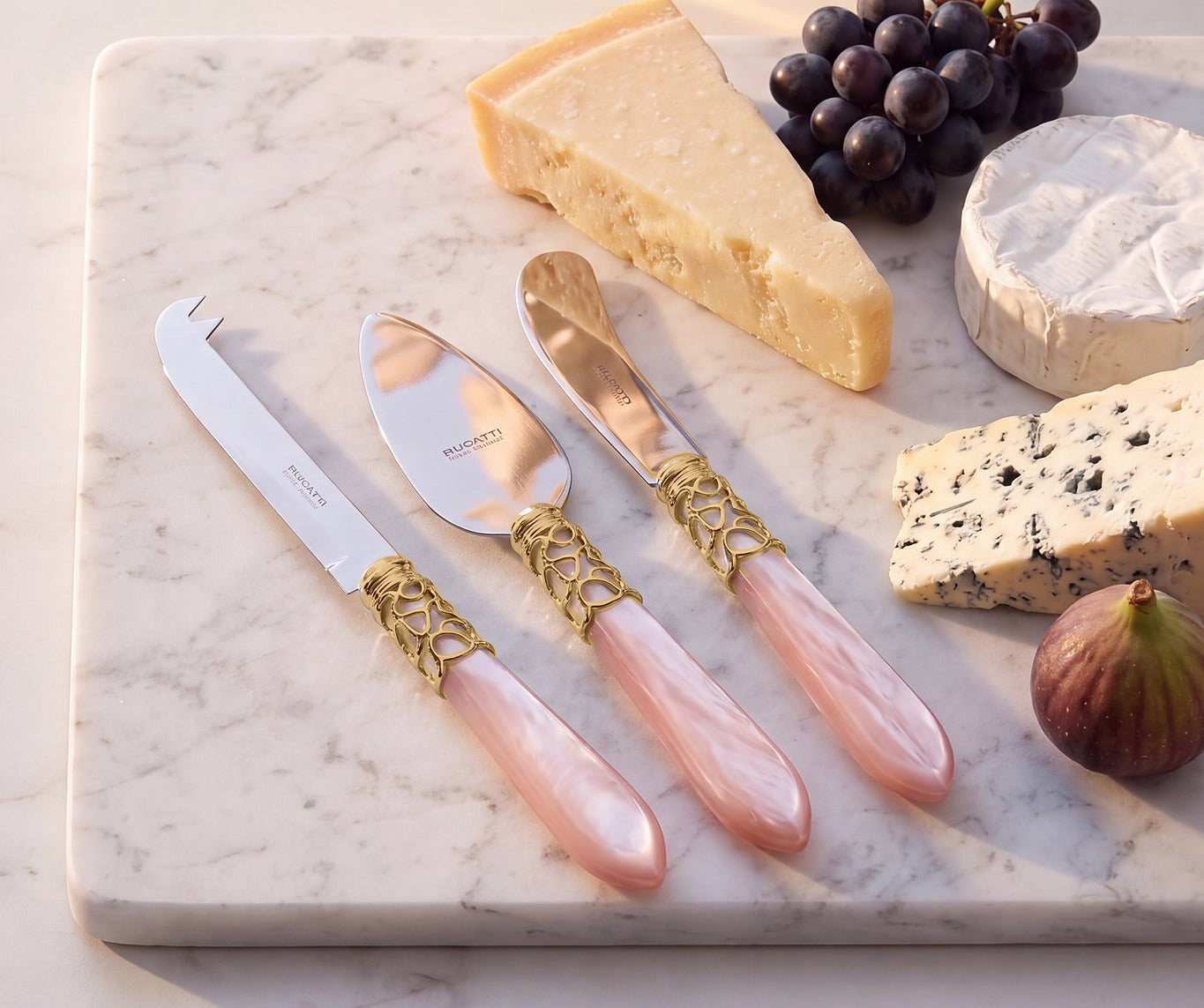 Melodia Gold 3 piece cheese knife set, Pink — Casa Bugatti