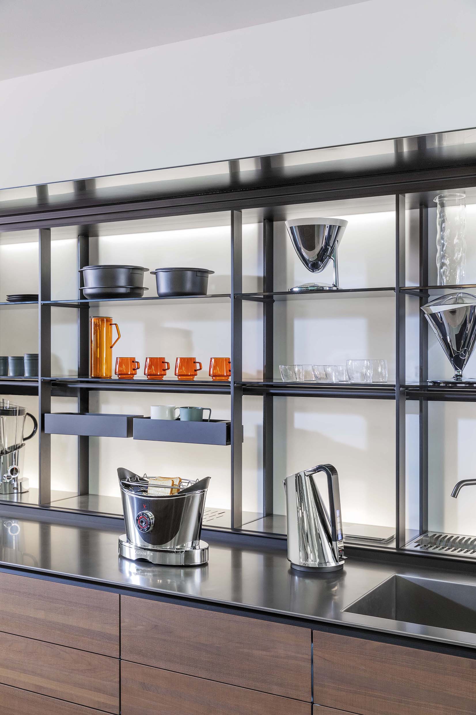 Uma Scale chrome-Casa Bugatti USA